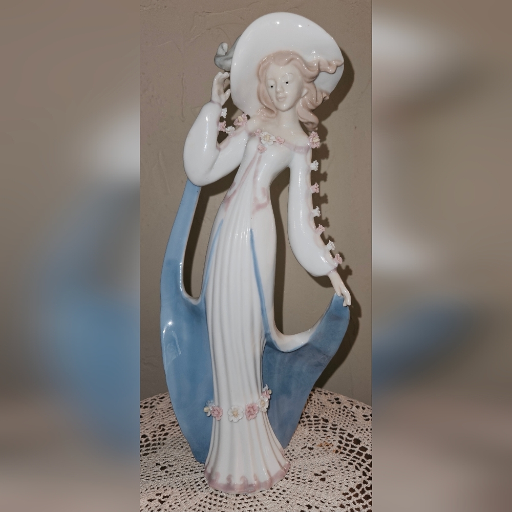 Elegant Blue and White Porcelain Figurine